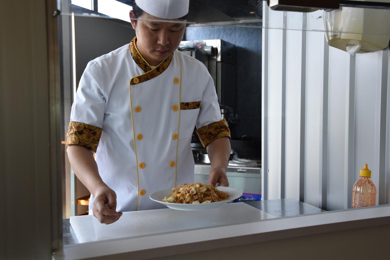 Hotel & Restaurant Great Wall - Airport سراييفو المظهر الخارجي الصورة