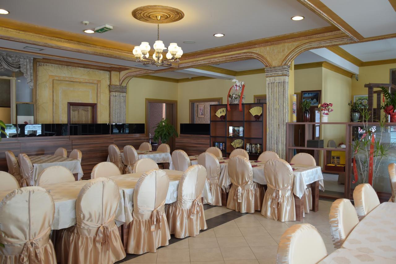 Hotel & Restaurant Great Wall - Airport سراييفو المظهر الخارجي الصورة