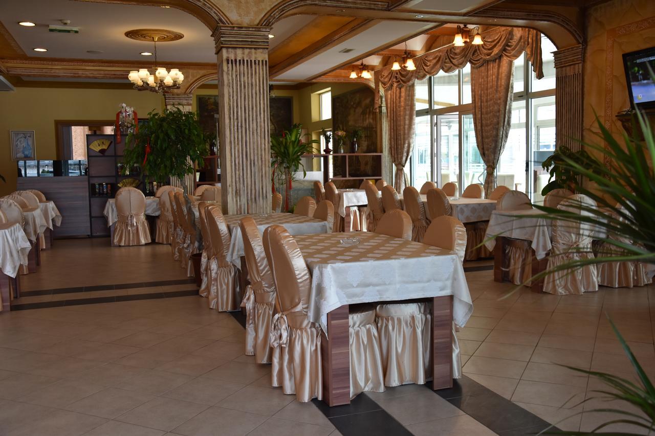 Hotel & Restaurant Great Wall - Airport سراييفو المظهر الخارجي الصورة